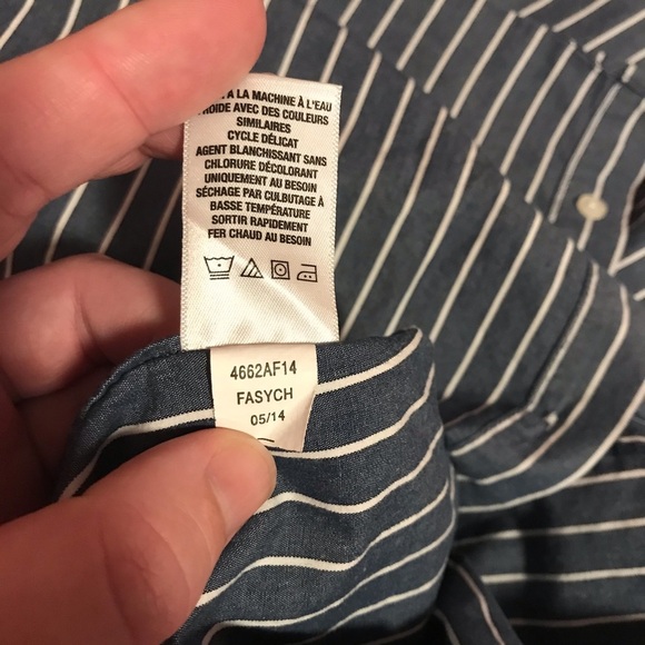 Aeropostale men’s blue and white button down L - Picture 6 of 6